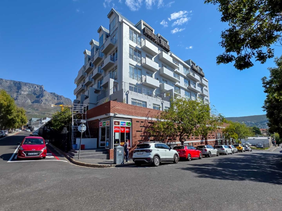 To Let 1 Bedroom Property for Rent in Gardens Western Cape